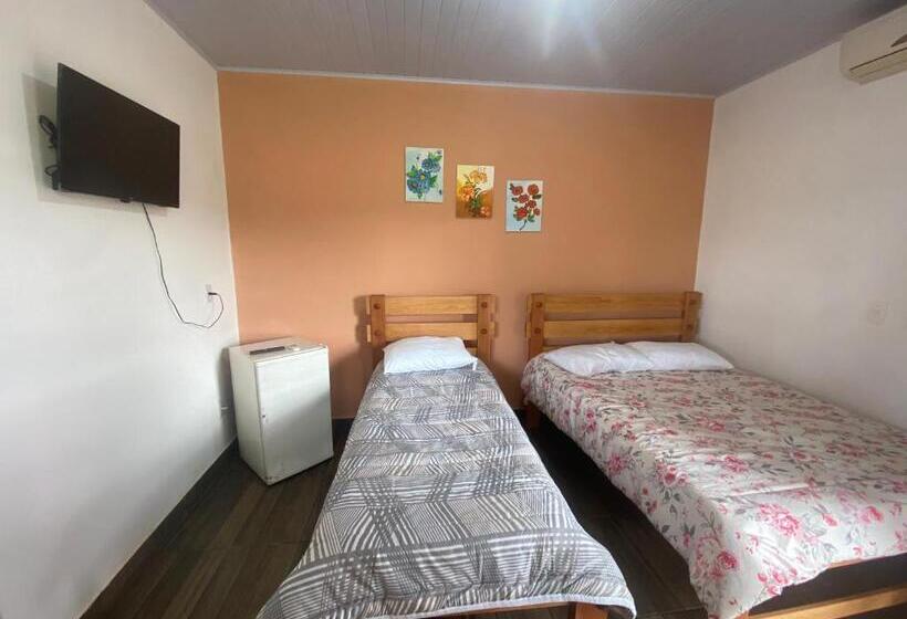 디럭스 룸, Pousada Vila Das Oliveiras