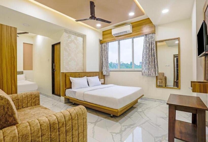 スイート, Sai Sagar Lodging & Boarding