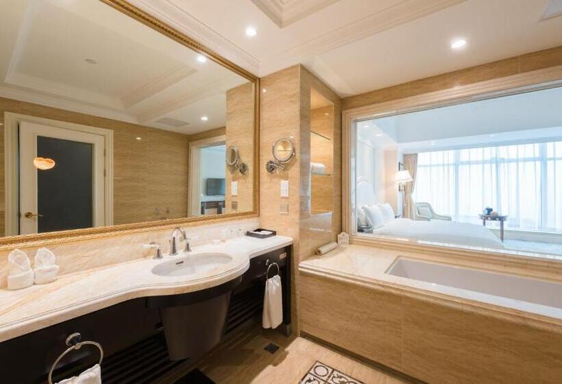 Номер Deluxe Вид на Море, Qingdao Jinshi International