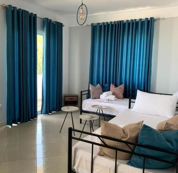 חדר משפחתי דלוקס, Mediterranean Apartments