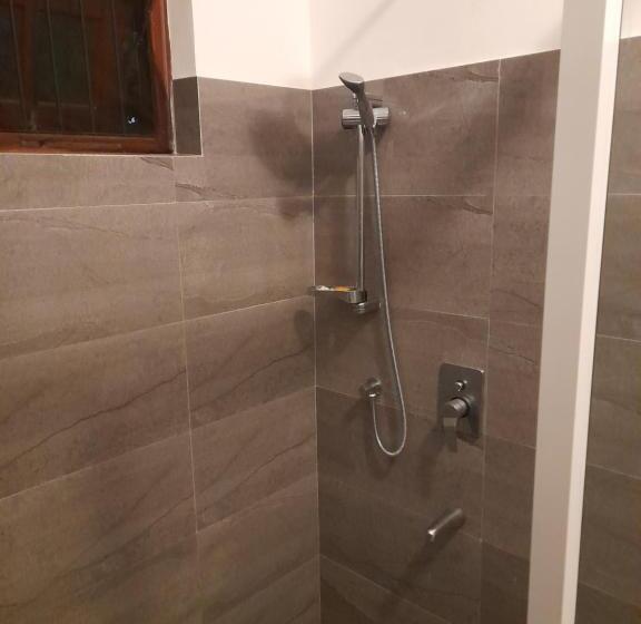 Номер Deluxe, Mealanie S House