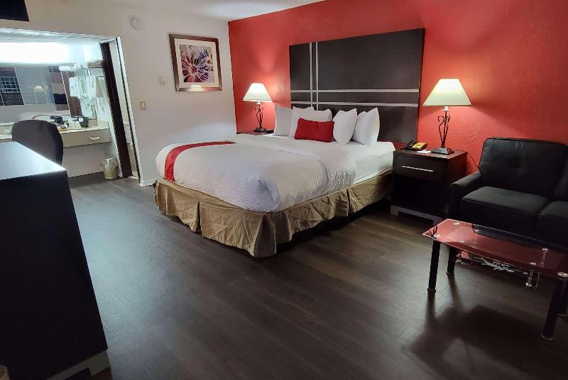 ファミリールーム, Karang Timur Motel