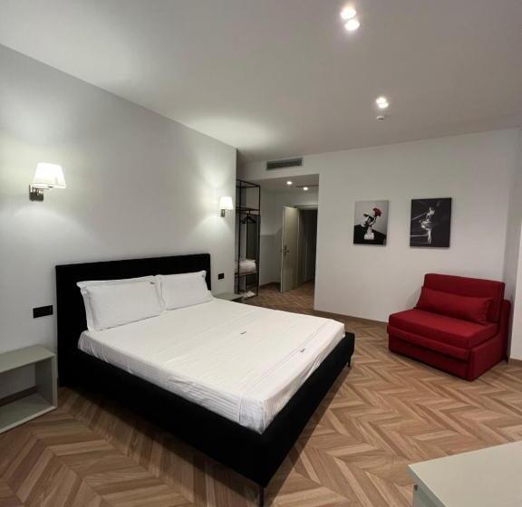 스탠다드 스튜디오 킹침대, Kondo Stays   Polifonia City Loft