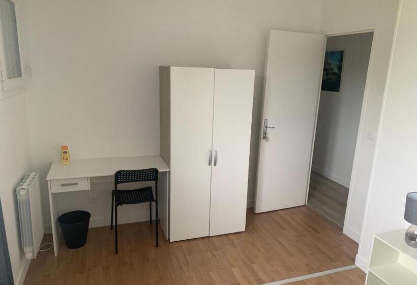 اتاق استاندارد با سرویس بهداشتی مشترک, Villa Tenjin Chambre 16