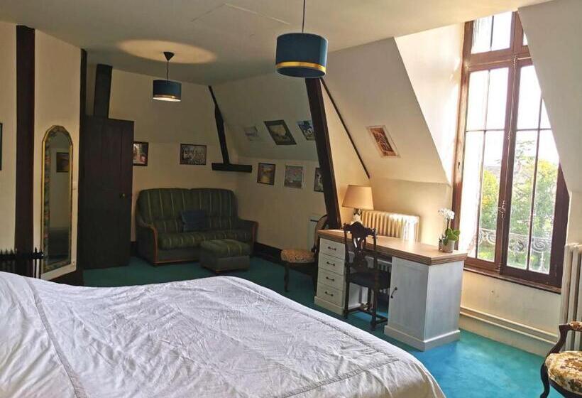 Номер Deluxe, Château De Swann