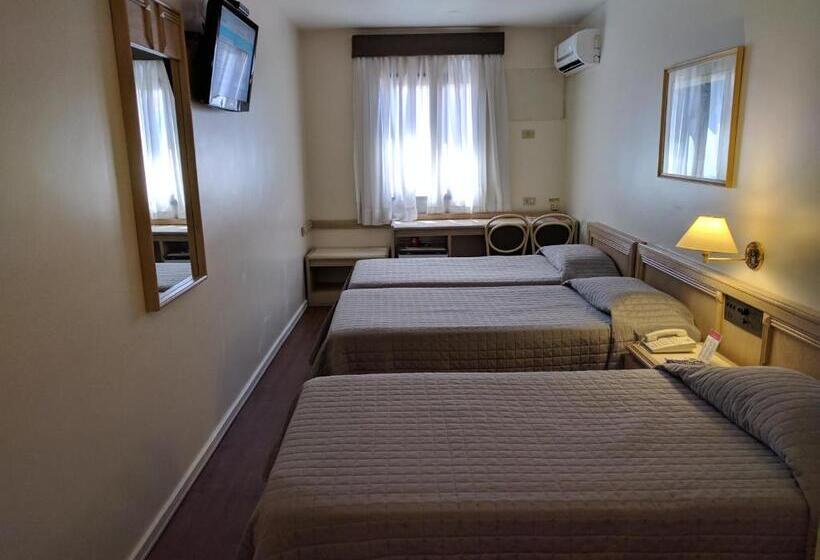 غرفة ديلوكس ثلاثية, Trevi Hotel E Business