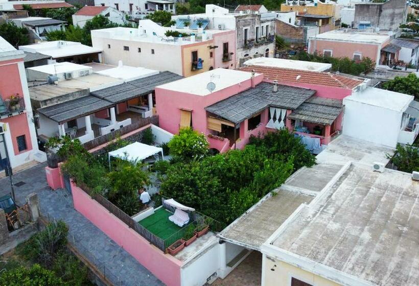 آپارتمان 1 خوابه با چشم‌انداز دریا, Villa Pomelia, Villa Nel Corso Di Santa Marina Salina A 50 Mt Dal Mare