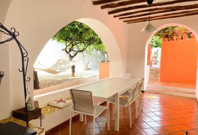 ویلای 1 خوابه با چشم‌انداز دریا, Villa Pomelia, Villa Nel Corso Di Santa Marina Salina A 50 Mt Dal Mare