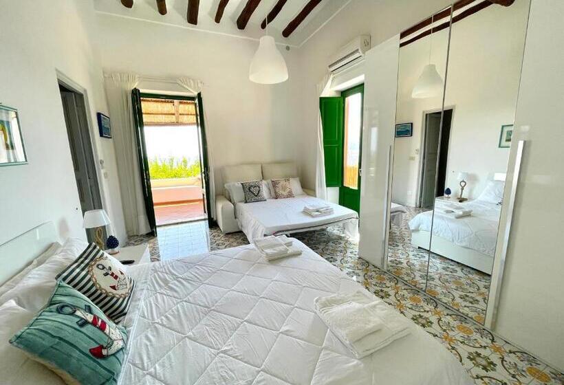 ویلای 1 خوابه با چشم‌انداز دریا, Villa Pomelia, Villa Nel Corso Di Santa Marina Salina A 50 Mt Dal Mare