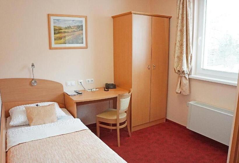اتاق استاندارد یک نفره, Guest House Pri Gondoli