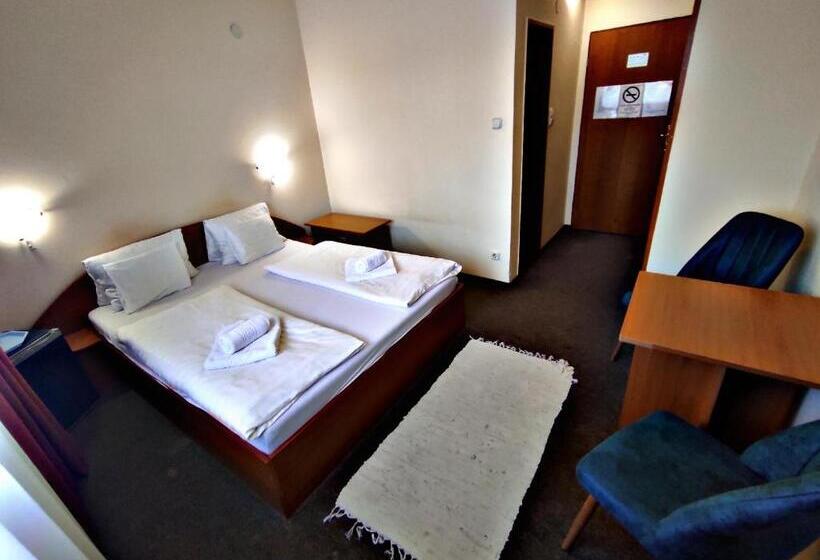 Номер Стандарт, átrium Hotel Harkány