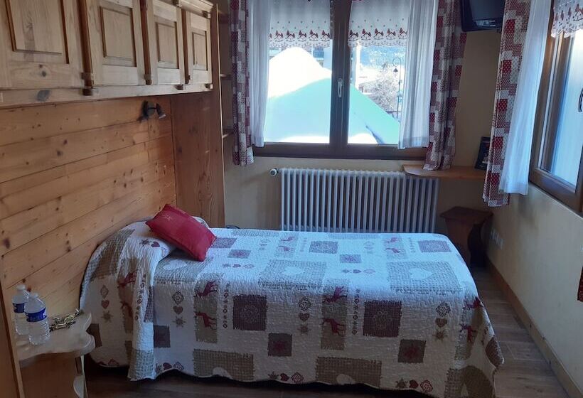 اتاق استاندارد یک نفره, Arolla