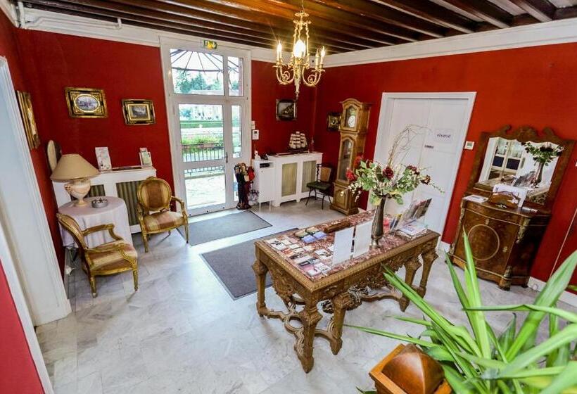 Quarto Triplo Estandar, Chateau De Quesmy