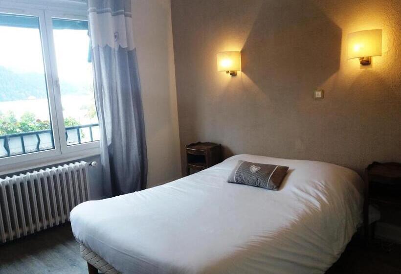Номер Стандарт, Hôtel De La Paix