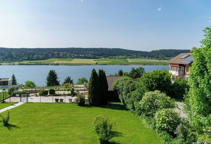 Номер Дюплекс, Hôtel Restaurant Le Lac