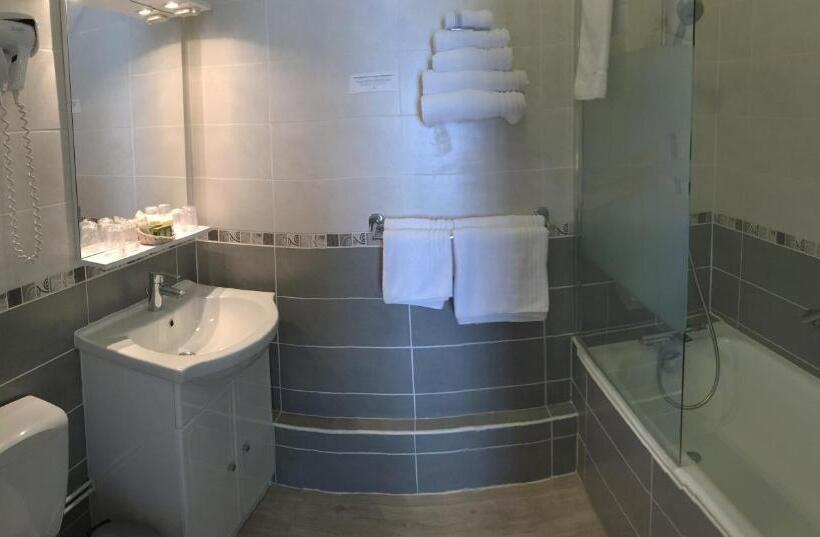 Люкс Вид на Море, Logis Hotel Restaurant Le Mirador
