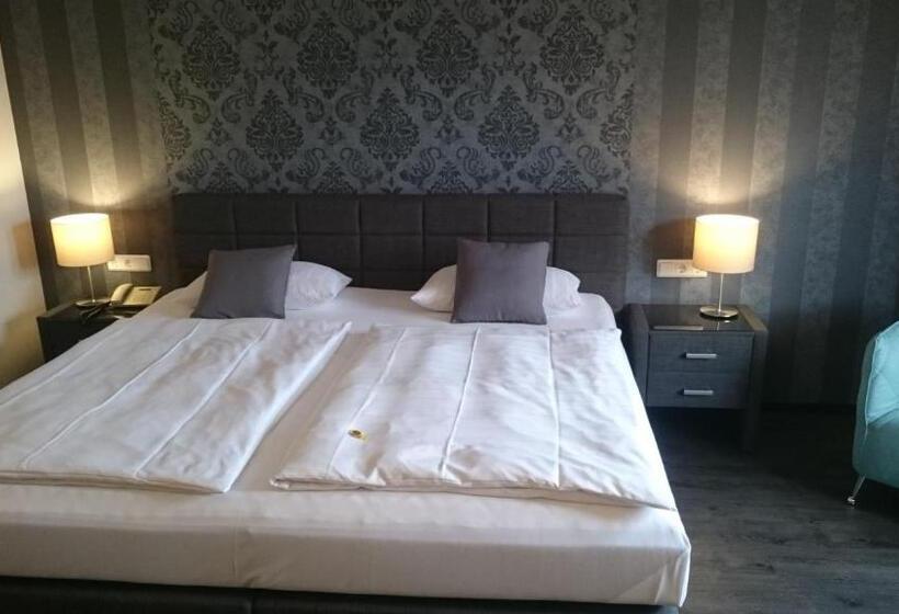 Номер Стандарт Вид на Озеро, Seehotel Losheim