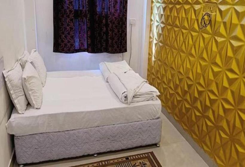اتاق لوکس, Fabhotel Buddha Saalt
