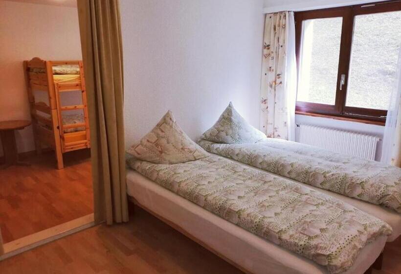 Семейный Номер, Gemmi