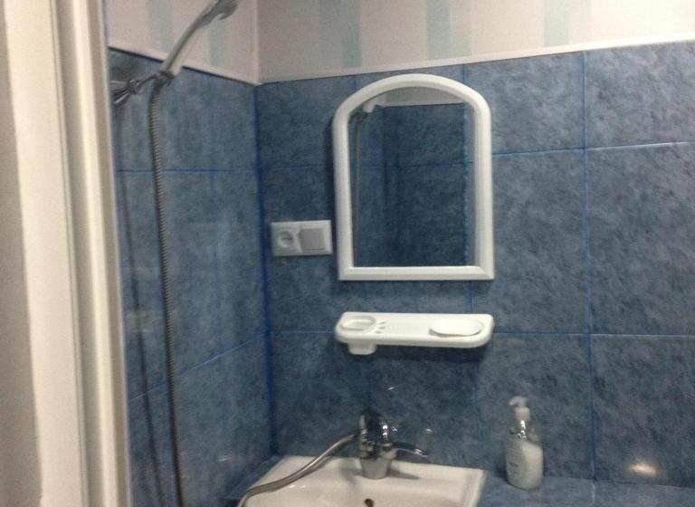 Quarto Estandar Vista Jardim, Meidani Guest House