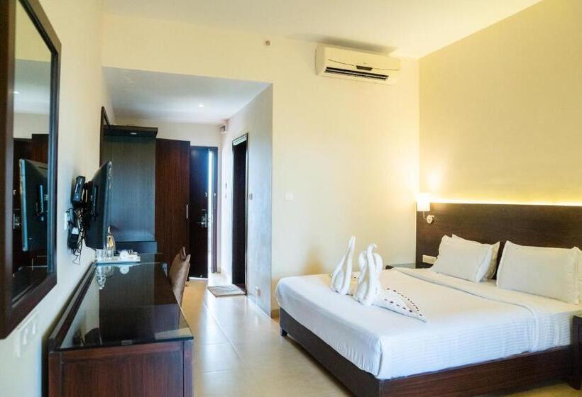 Номер Стандарт с Балконом, Greenleaf The Resort & Spa, Ganpatipule