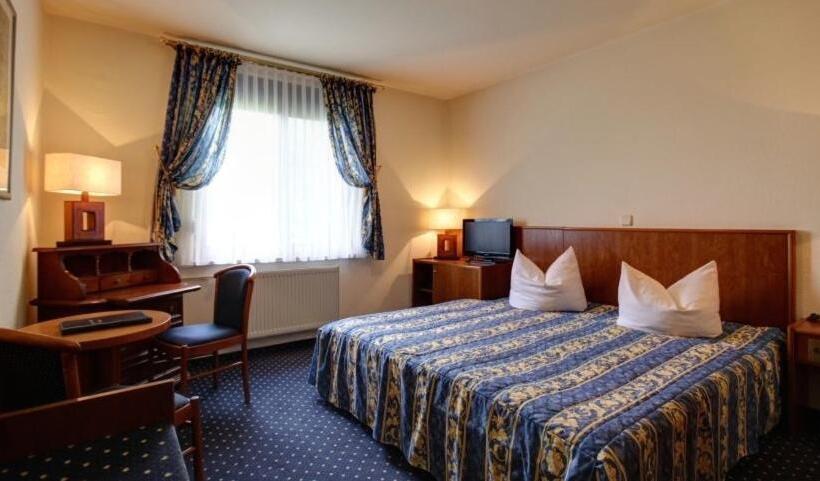 Standard Triple Room, Garni Hotel Kranich