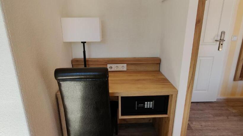 Номер Basic, Akzent Hotel Alte Direktionsvilla Kupfermühle