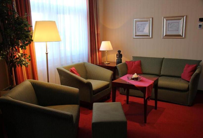 Family Suite, Amaris