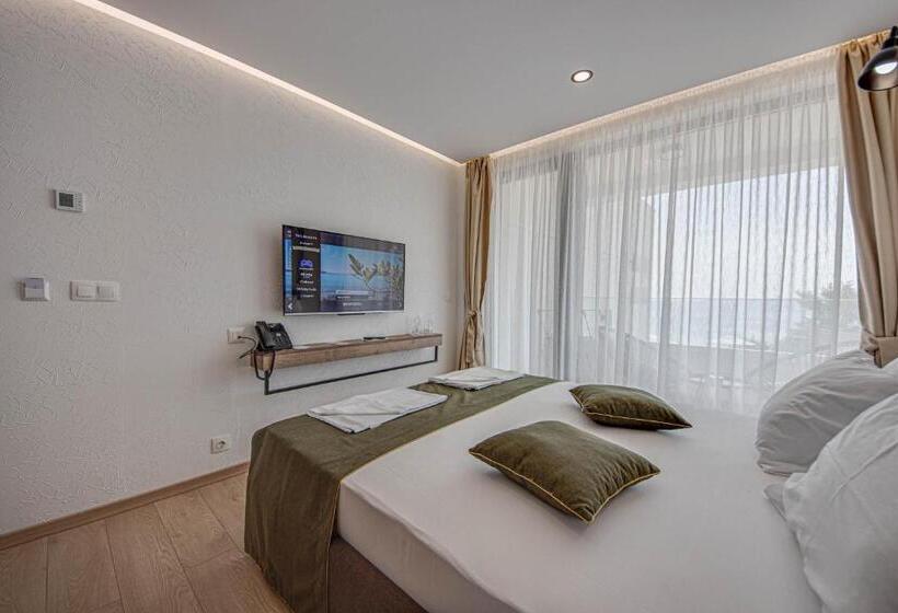海景标准间带阳台, Olive Villas Beach