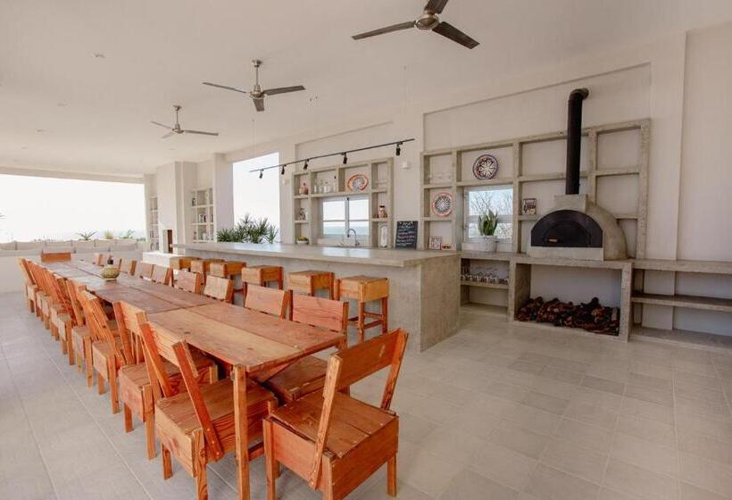 스탠다드 스튜디오 바다 전망, Topia Retreat   Surf Suite Sur