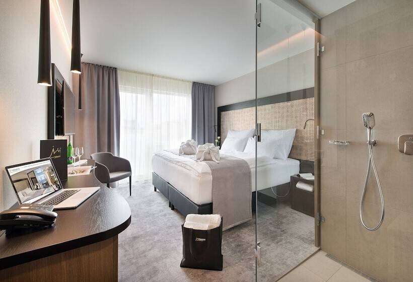 Номер Премиум, Premium Wellness & Wine Hotel Znojmo