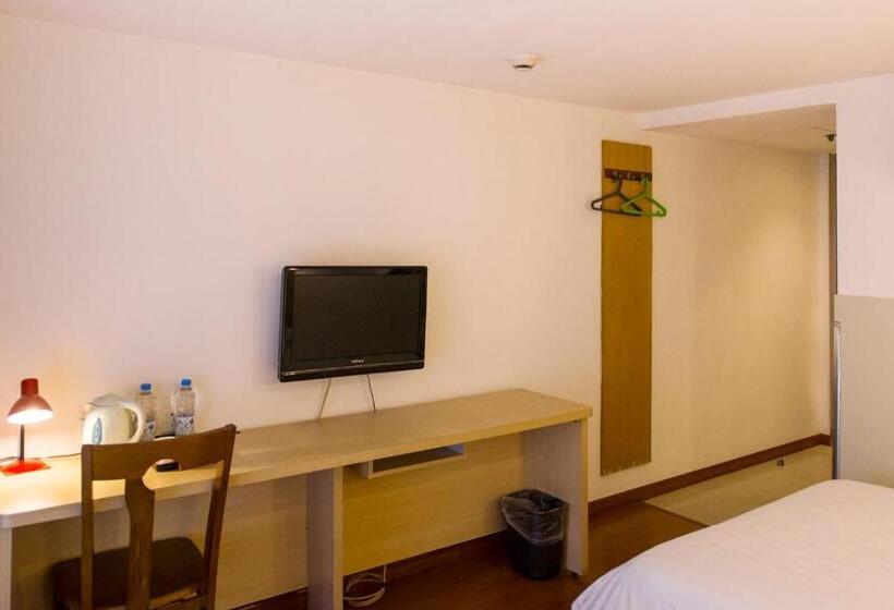 家庭间, Motel Shanghai Pudong Lianyang New International Expo Centre