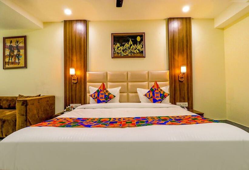 Люкс, Fabhotel Prime K9 Regency