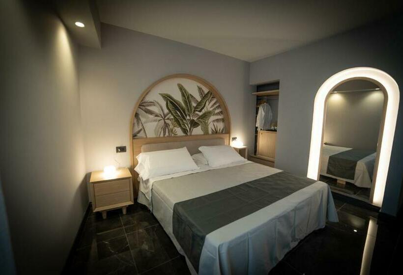 غرفة قياسية, Ingrid Rooms Tropea