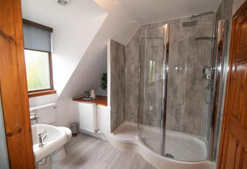 Семейный Номер Вид на Горы, Innes House Bed & Breakfast