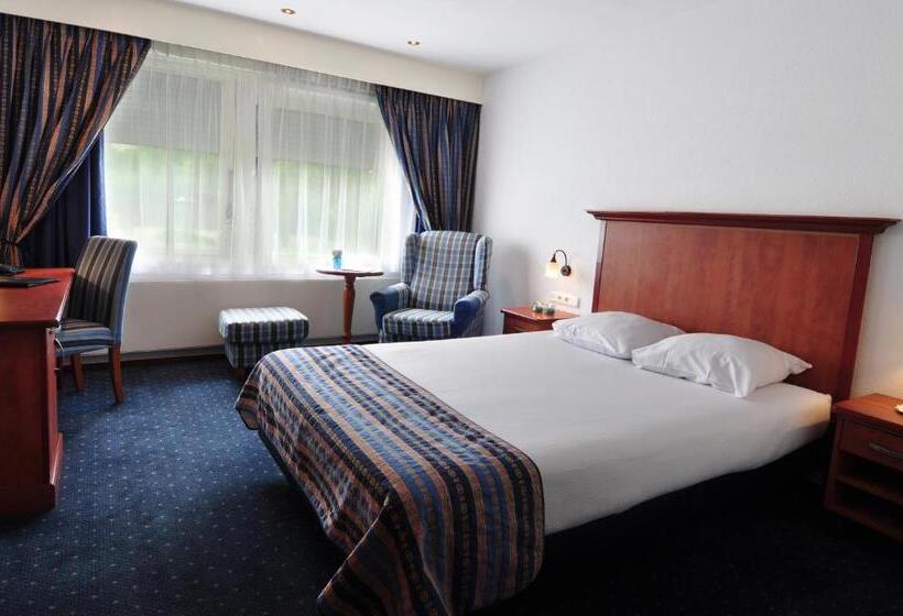 Номер Комфорт, Boutique Hotel Herbergh Amsterdam Airport Free Parking