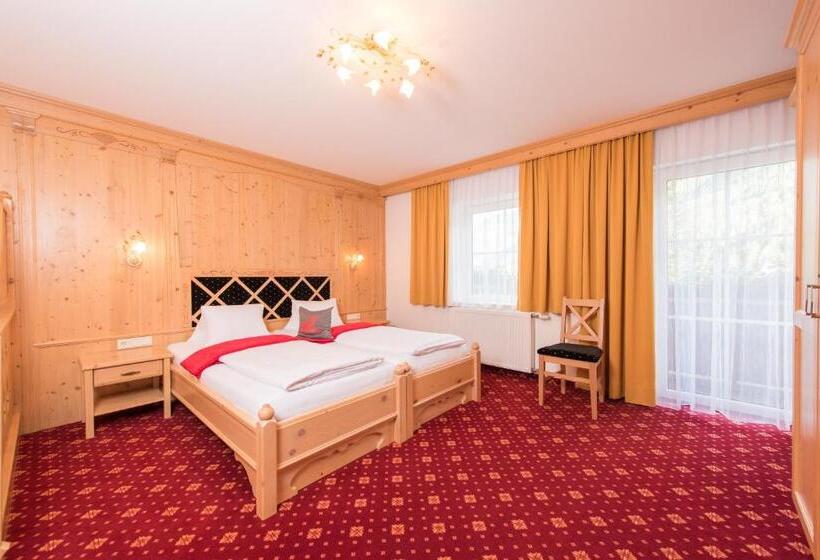 Семейный Номер, Mölltalerhof