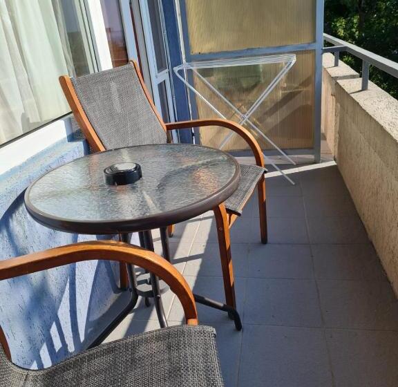 اتاق استاندارد, Sunquest