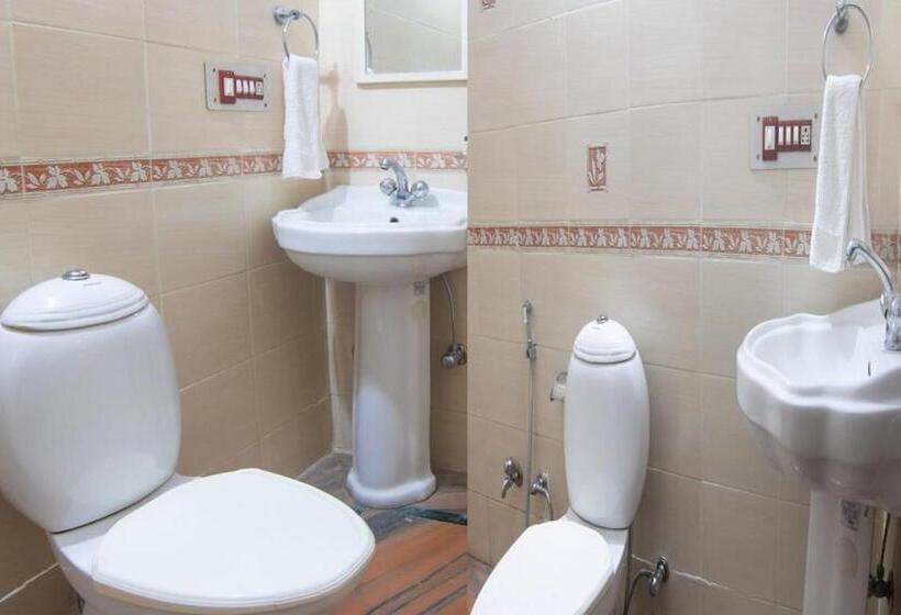 Номер Deluxe, Goroomgo Kavyansh Villa Bhimtal   Parking Facilities   Excellent Homestay Feel Like Home