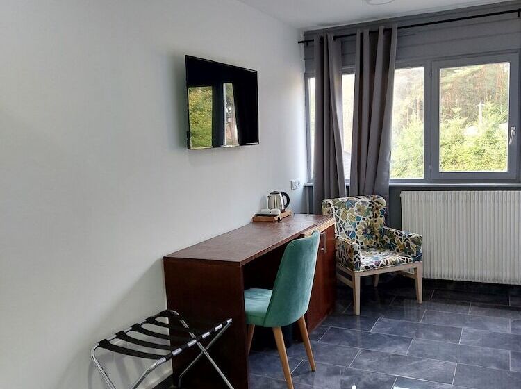 Номер Стандарт, Hôtel Parc Les Cigognes   Albé