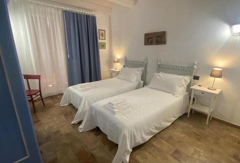 Номер Стандарт с Балконом, Antica Cascina Pilo