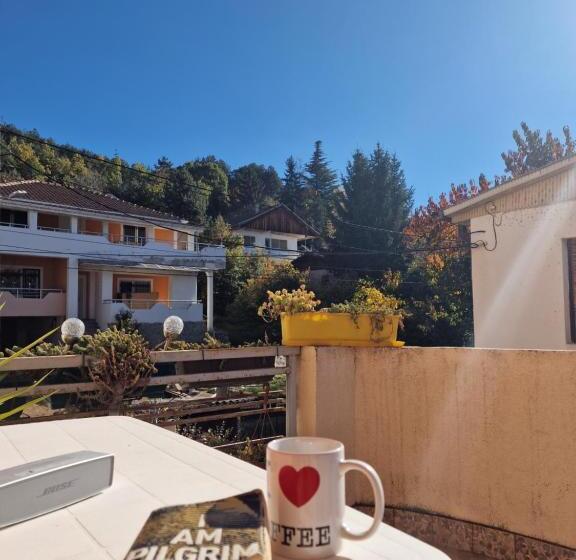 اتاق استاندارد سه نفره, Villa Altiparmak