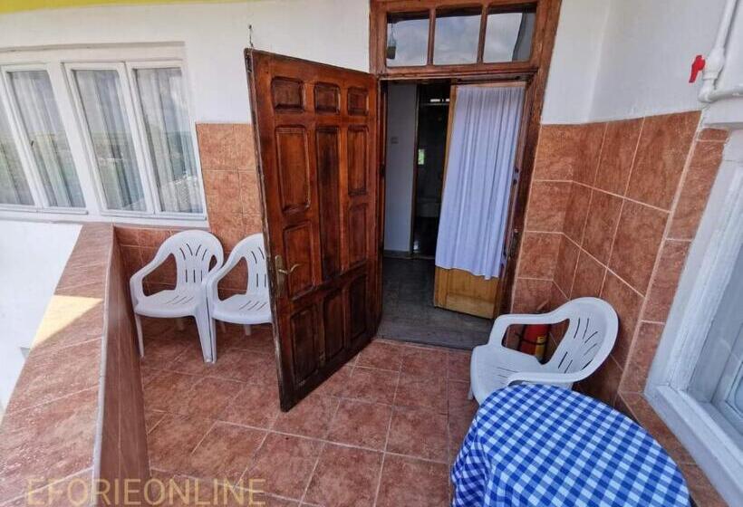 Трехместный Номер Стандарт с Балконом, Vila Casacarp