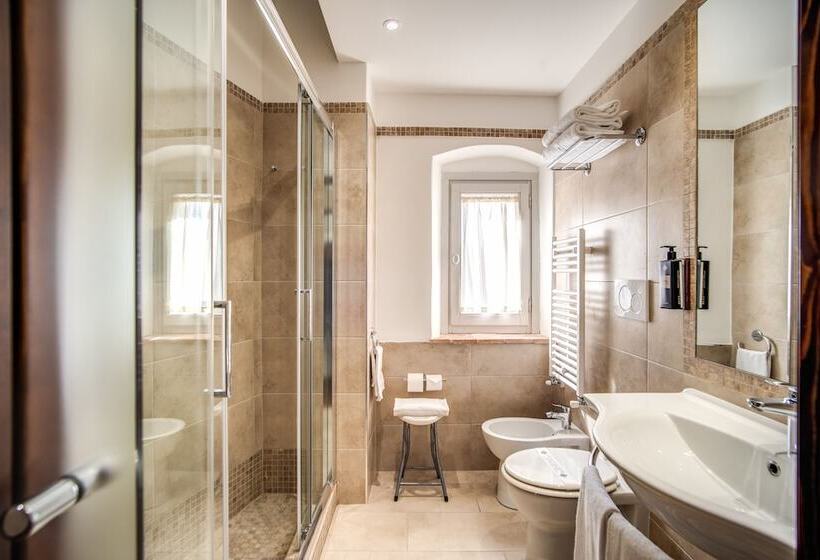스탠다드 트리플 룸, Abbazia Collemedio Resort & Spa
