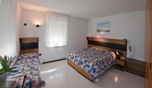 스탠다드 트리플 룸, Albergo Alla Torre