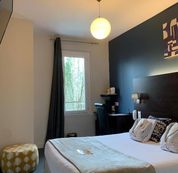 이코노미 룸, Logis Hôtel Aux Berges De L Aveyron