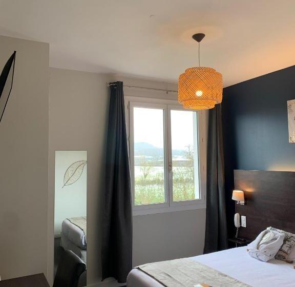수피리어 룸, Logis Hôtel Aux Berges De L Aveyron