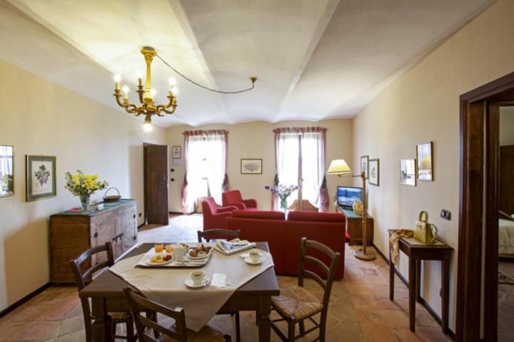 Семейный Номер, Relais Castello Di Razzano
