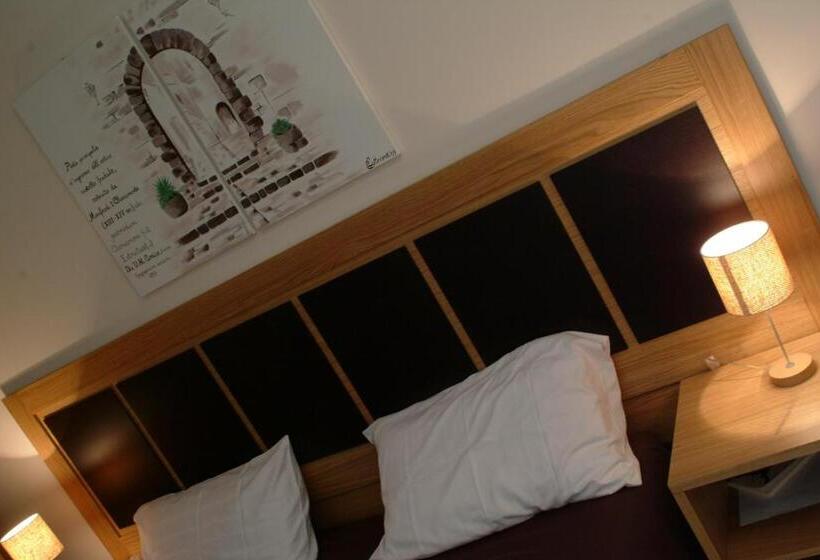 اتاق استاندارد با چشم‌انداز باغ, Terre Iblee Resort