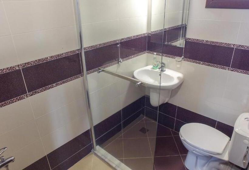 Семейный Номер, Leshtenski Rai Guest House
